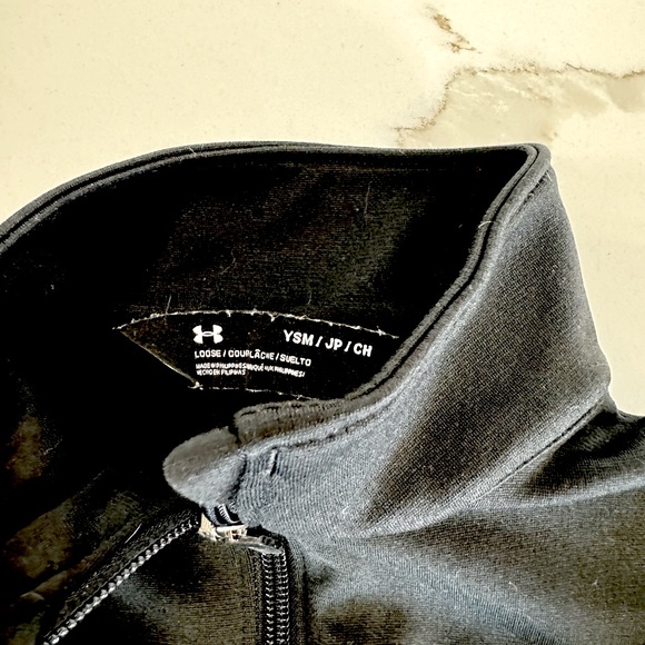 Youth Under Armour full zip up top size small, black with gray lettering. - Picture 3 of 3
